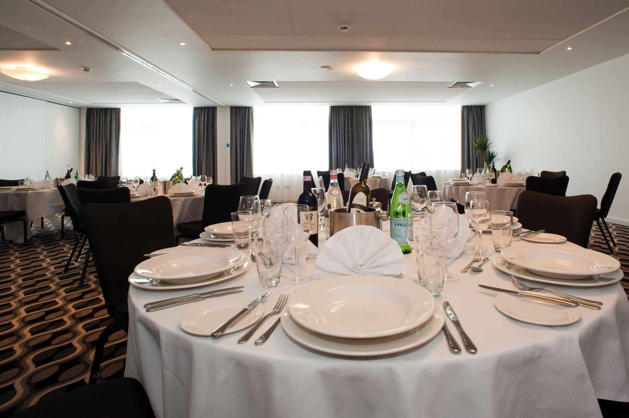 Holiday Inn Derby Riverlights, An Ihg Hotel Ristorante foto